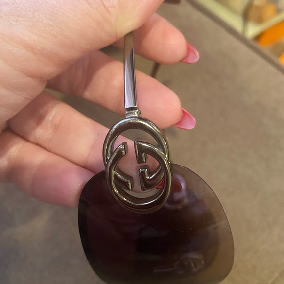 Preowned authentic Gucci sunglasses - Picture 5 of 5